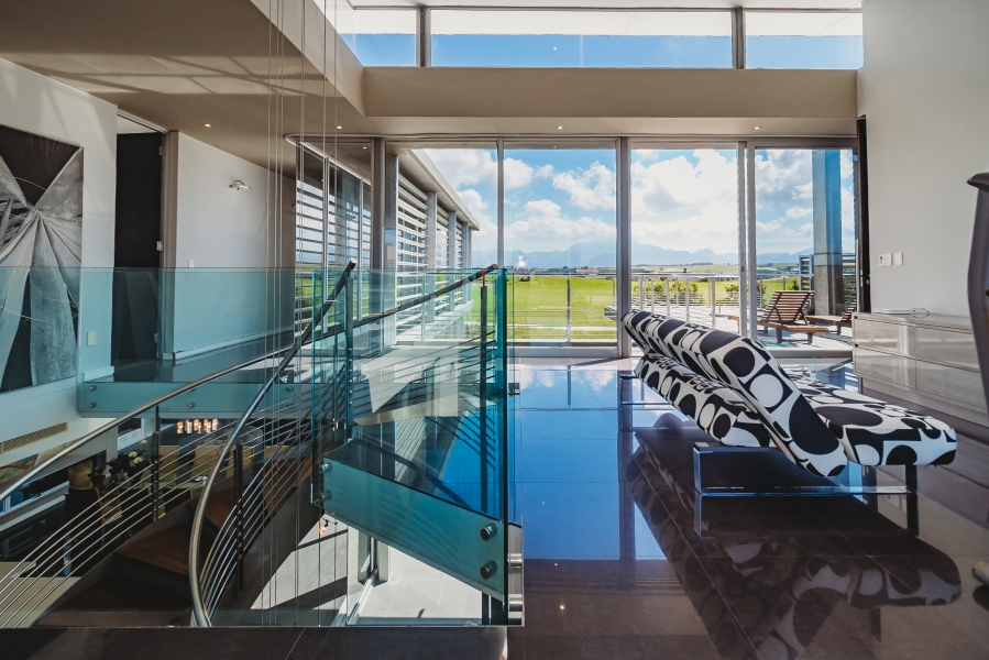 4 Bedroom Property for Sale in Oubaai Western Cape